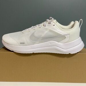 Nike Downshifter 12 Running Shoes - Men’s 9.5